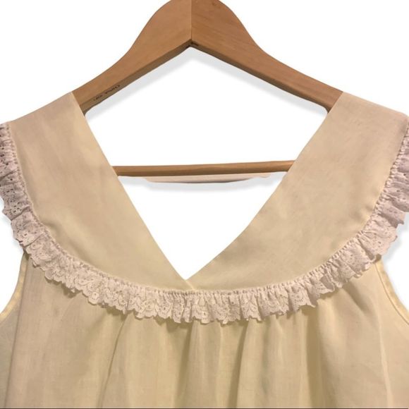 VINTAGE Sears 80’s Yellow Nightgown with Floral Embroidery Size Large - Picture 6 of 9